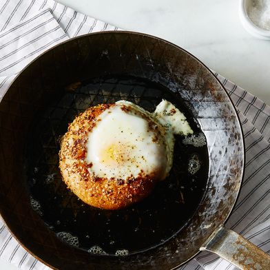 The Bagel Egg in a Hole, the Best Thing Since Bagels and Eggs