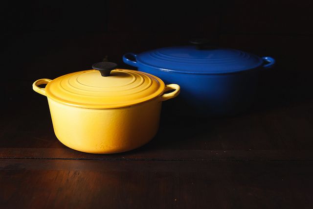Le Creuset CLEANING CAST IRON with OLD MAGIC HACK // Life Hack for