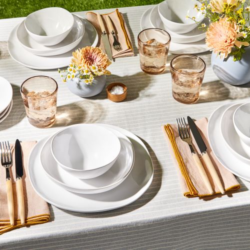 https://images.food52.com/2c_stq-7ZgPxWCkc9e5J7QZ_Ji0=/500x500/91073de5-3913-477a-b4c2-a17742854700--setting-white-tables-farmhouse_outdoor-dining-white-dinnerware_fortessa-sandia_email-hero_1x1_ty-mecham.jpg