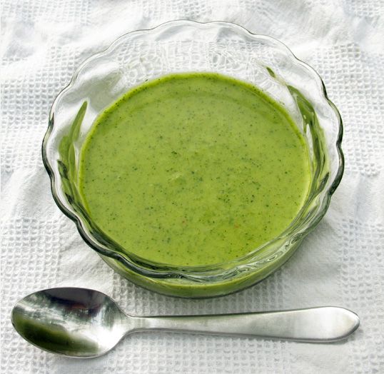  Summertime Detox: Creamy Avocado, Arugula and Broccoli Soup