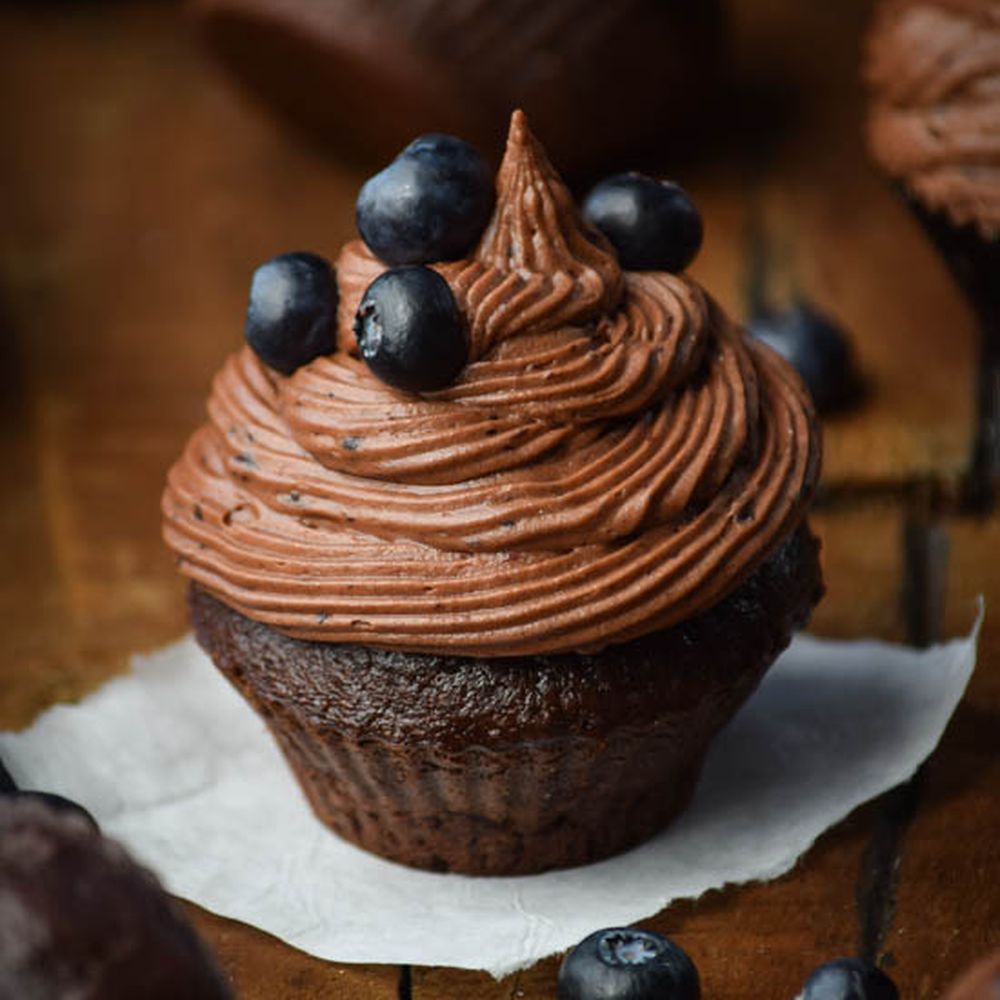 dark chocolate blueberry cupcakes