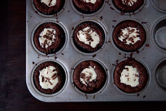 Chocolate Souffle Cupcakes 
