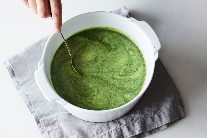 9c452c89 1777 4e38 b996 9d729c2e4c10  2015 0922 heidi swansons spicy green soup with basil mint and cilantro alpha smoot 053 Genius: This Healthy Soup Recipe Requires Next to No Cooking
