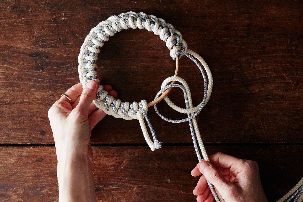 DIY Rope Trivets by Laura Kaesshaefer