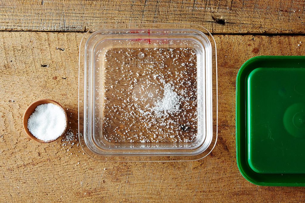 Should You Worry About the Condensation on Your Tupperware