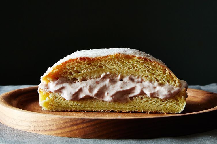 Sufganiyot (Jelly Donut) Cake
