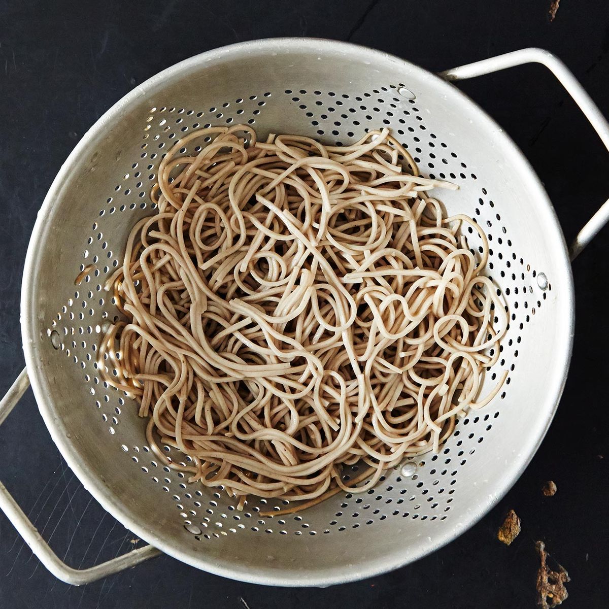 How to Cook Buckwheat Soba Noodles - Basic Asian Cooking Tips