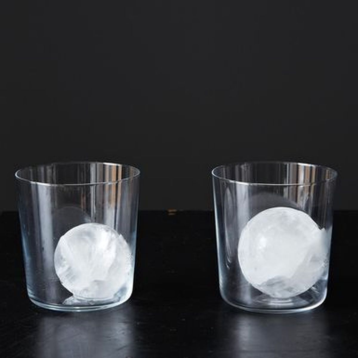 The Type Of Ice You Add To Bourbon Matters