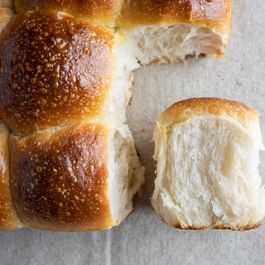 Bread by Sknitter
