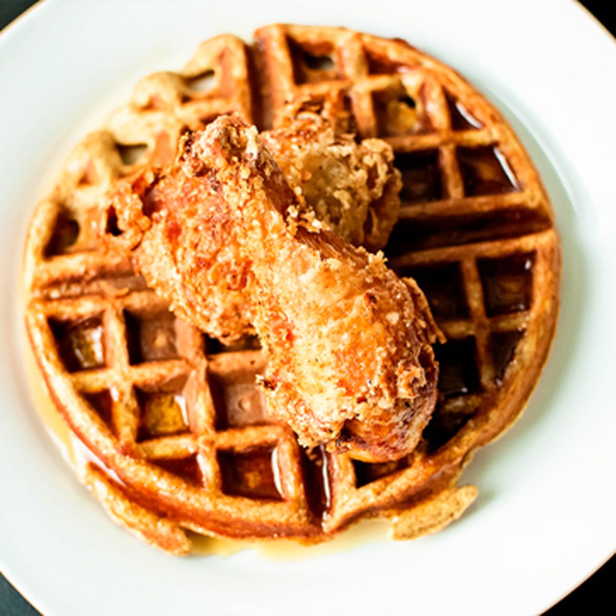 Best Chicken And Waffles Recipe How To Make Easy Chicken Waffles