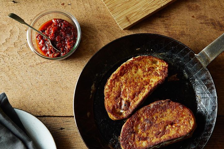 Mozzarella in Carrozza with Sun-Dried Tomato and Roasted Red Pepper Jam