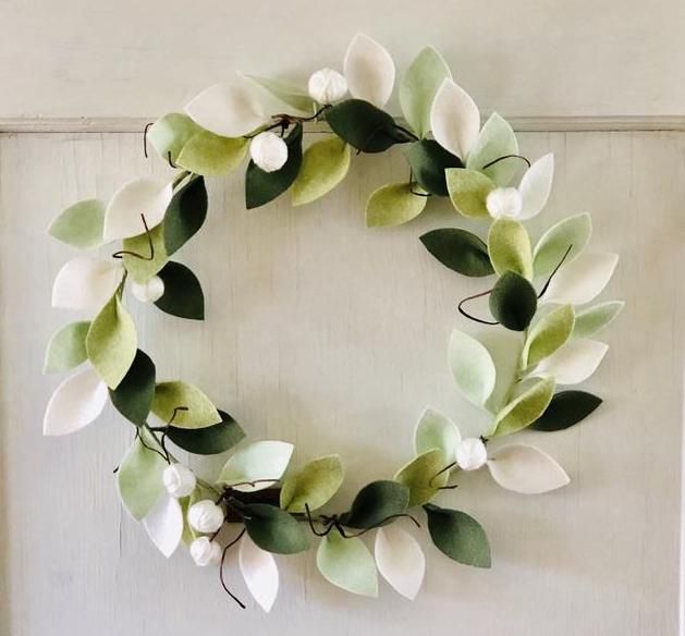 15 Spring Wreath Ideas to Make or Buy