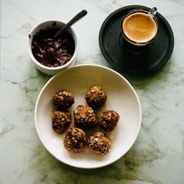 Oat balls with Dates by Sandy Ford