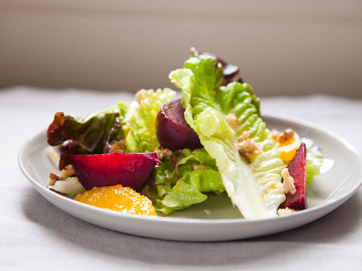 Red Leaf Salad with Roasted Beets, Oranges and Walnuts