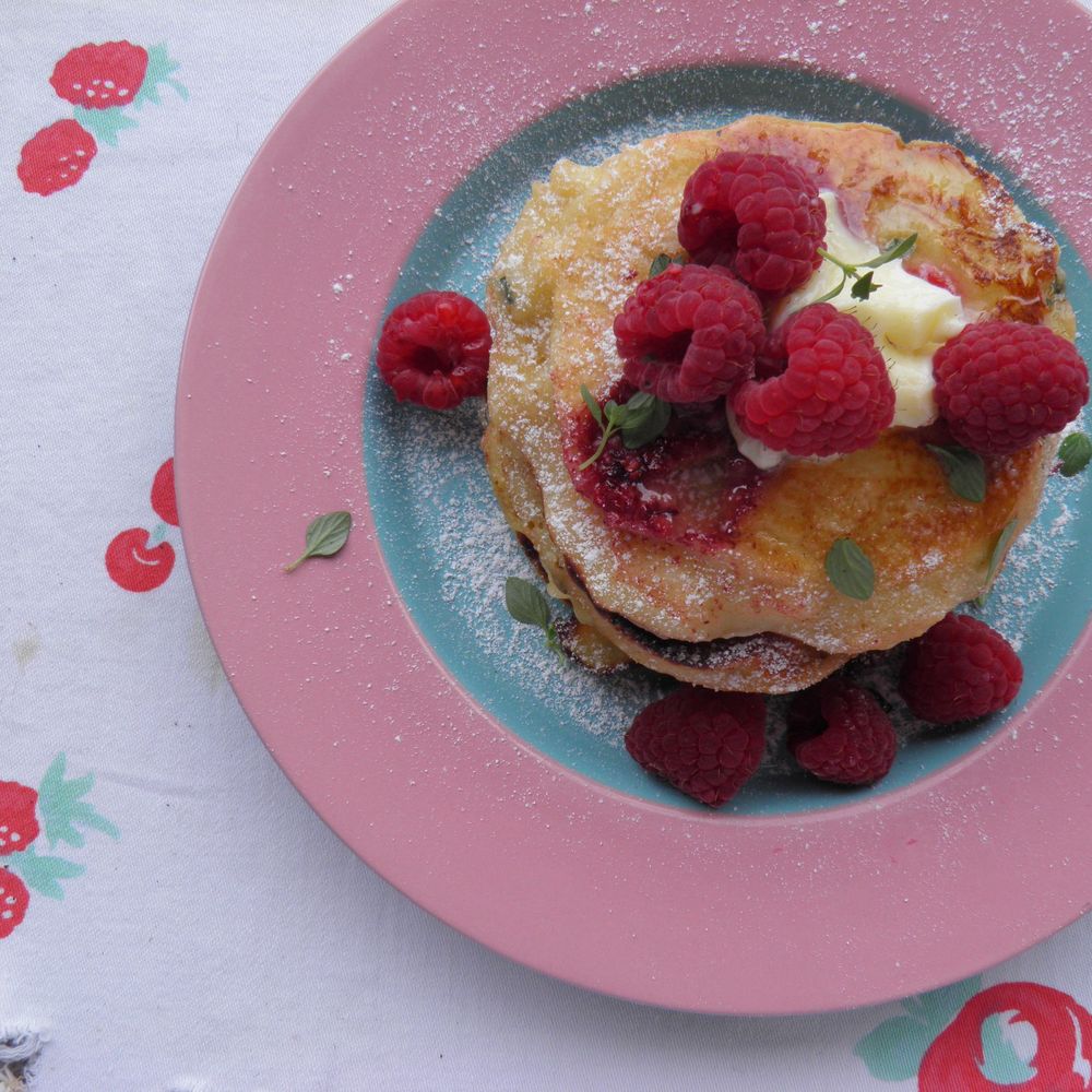 raspberry and goat cheese pancakes