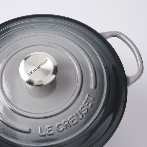 Le Creuset 9-Quart Signature Cast Iron Round Dutch Oven - Oyster