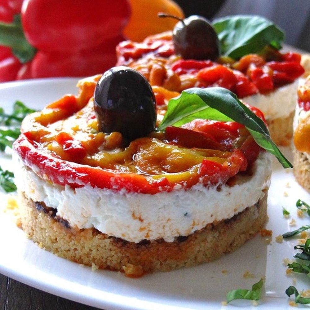 no bake goat’s cheese and roasted peppers cheesecake
