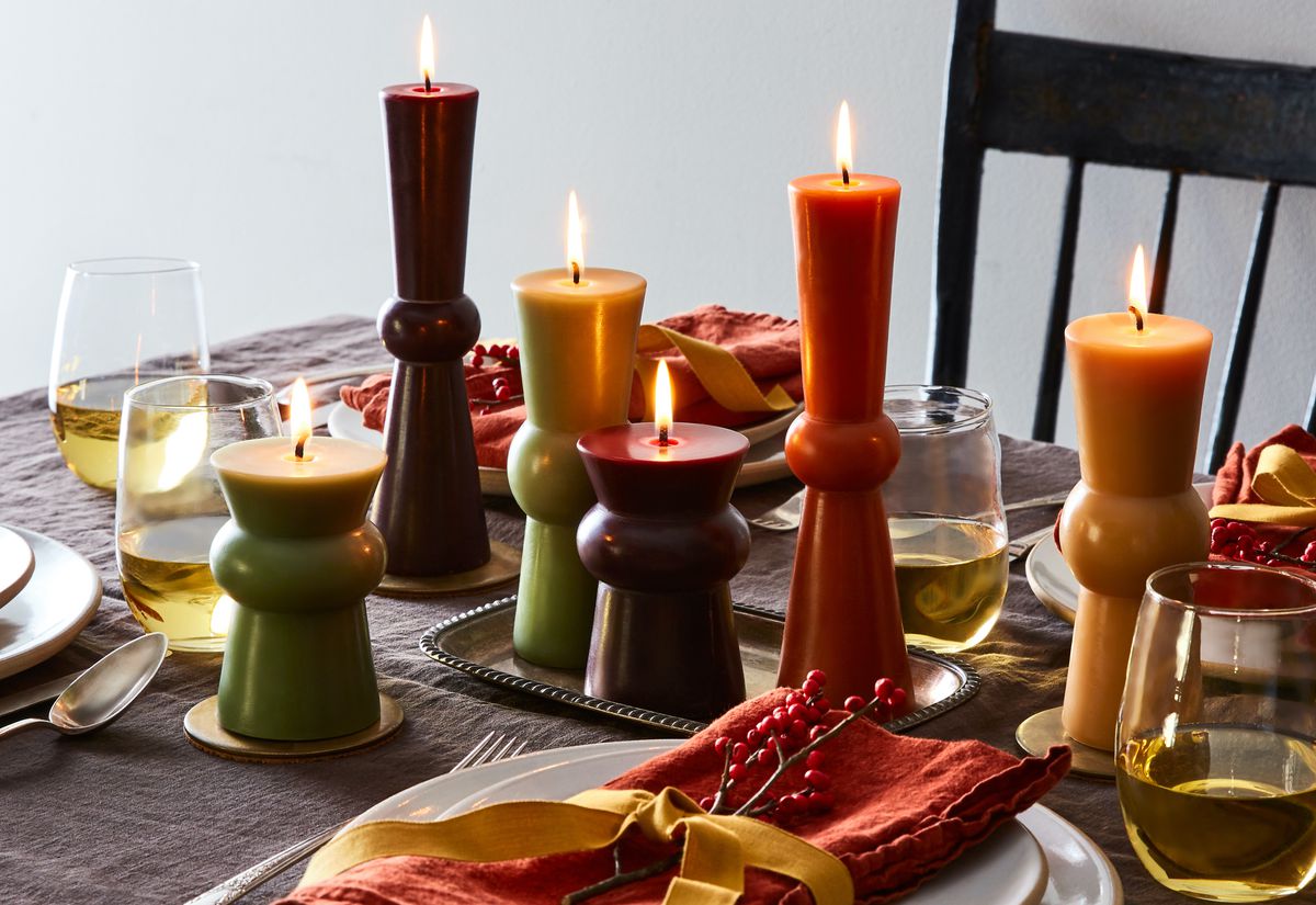 58 Cozy Candle Decor Ideas For Thanksgiving - DigsDigs