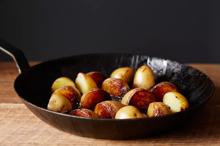 Which pan is best for roasting potatoes?
