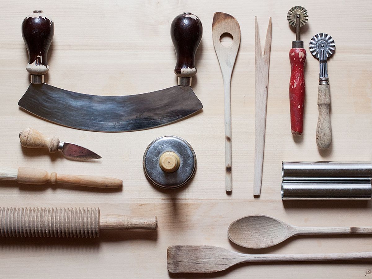 italian traditional cooking tools