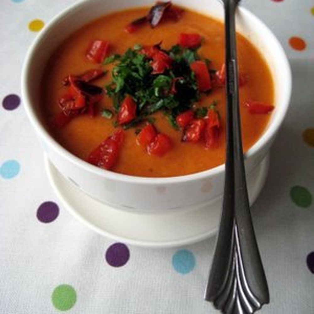 roasted red pepper & cauliflower soup