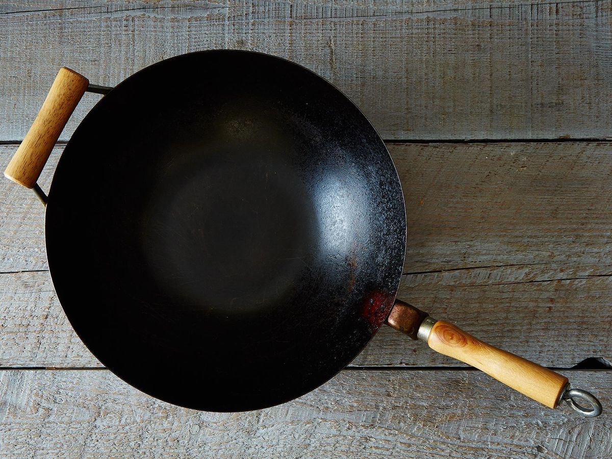 All About Cooking With a Wok