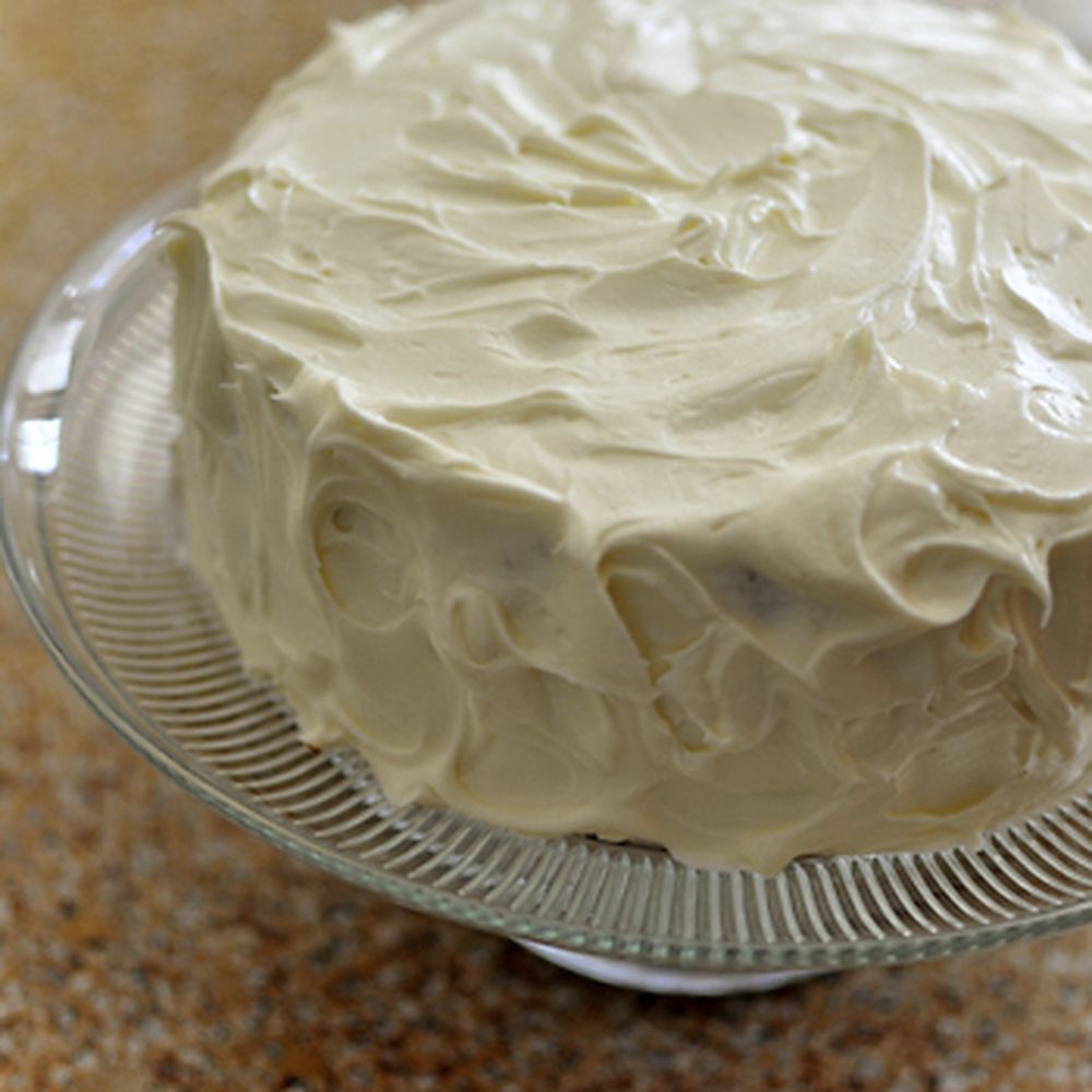 carrot cake with cream cheese frosting
