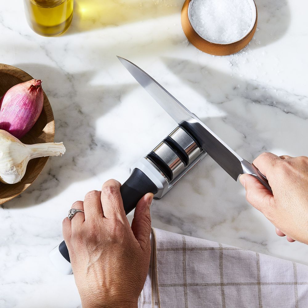 Chefs Choice Electric Knife Sharpener # 100 Diamond Hone Edgecraft - Made  in USA