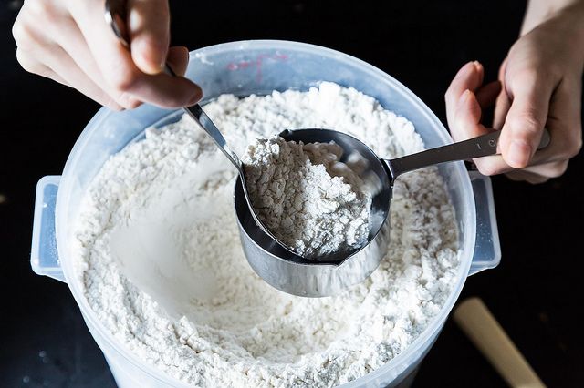 Spooning flour