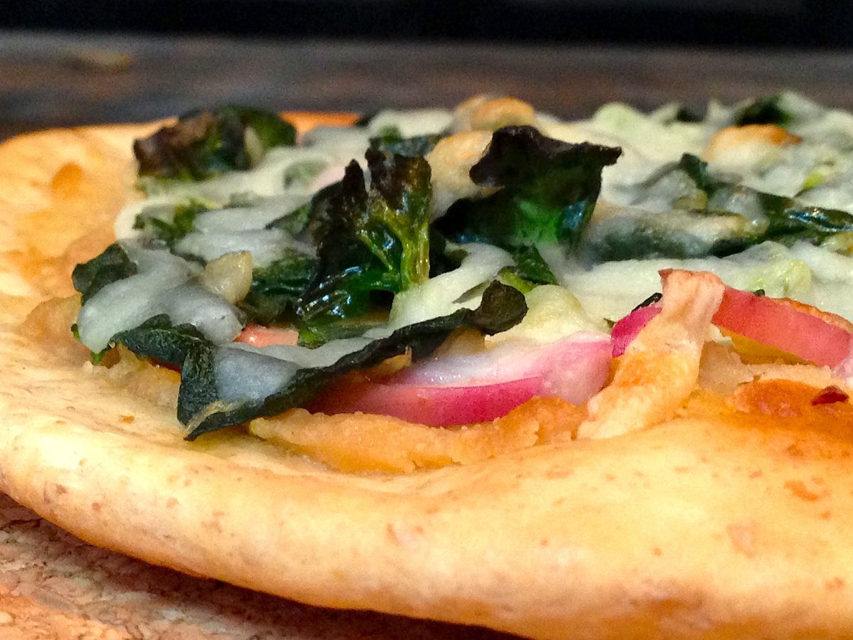 Spinach Flatbread Pizza with Tahini and Apple