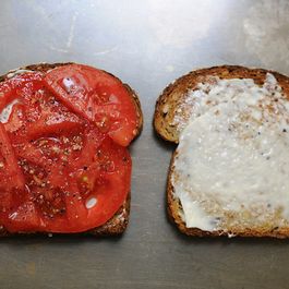 Sandwich by Quinnificent