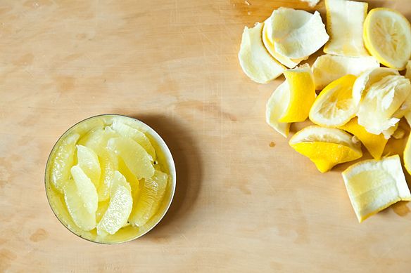 segmenting a lemon