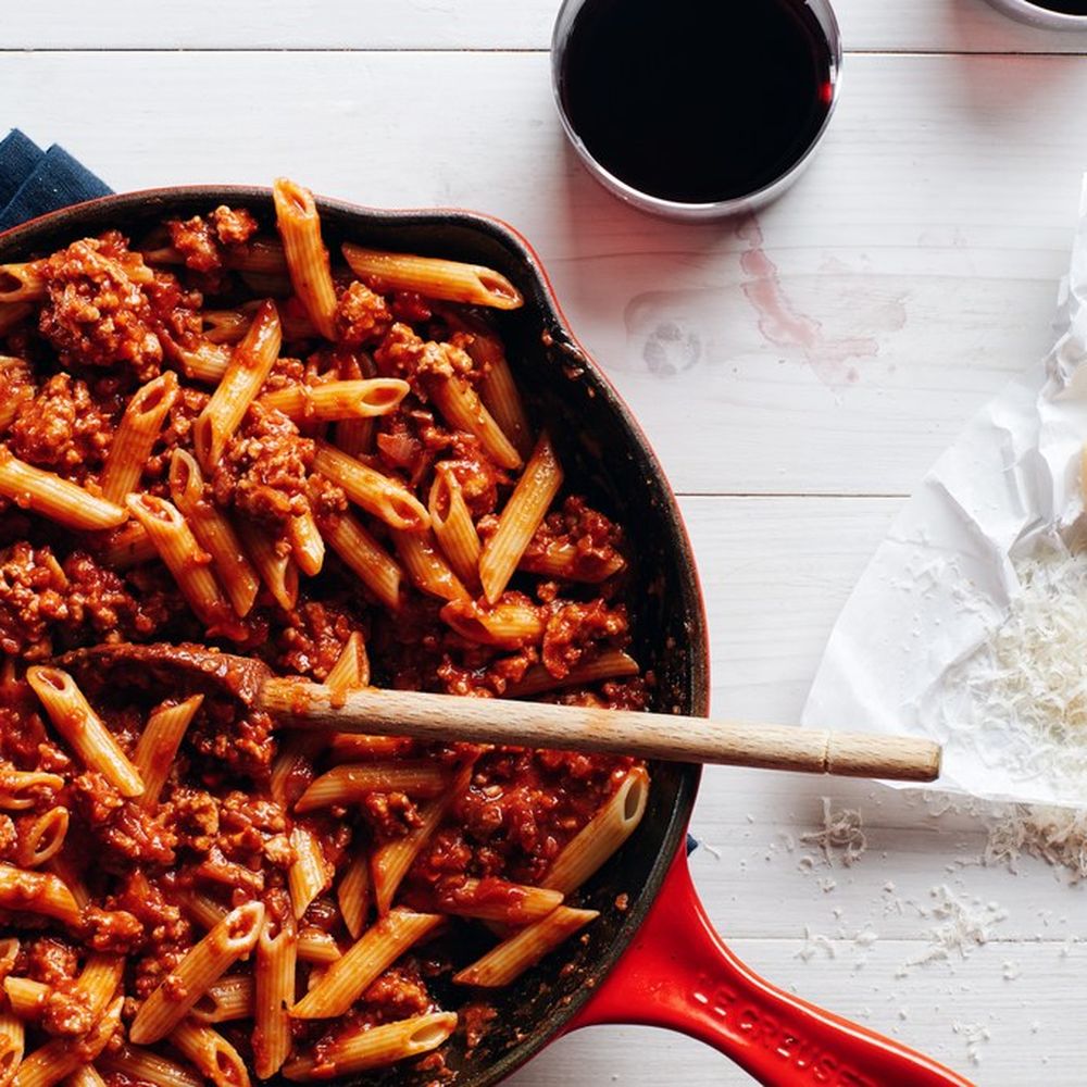pasta with 15-minute meat sauce