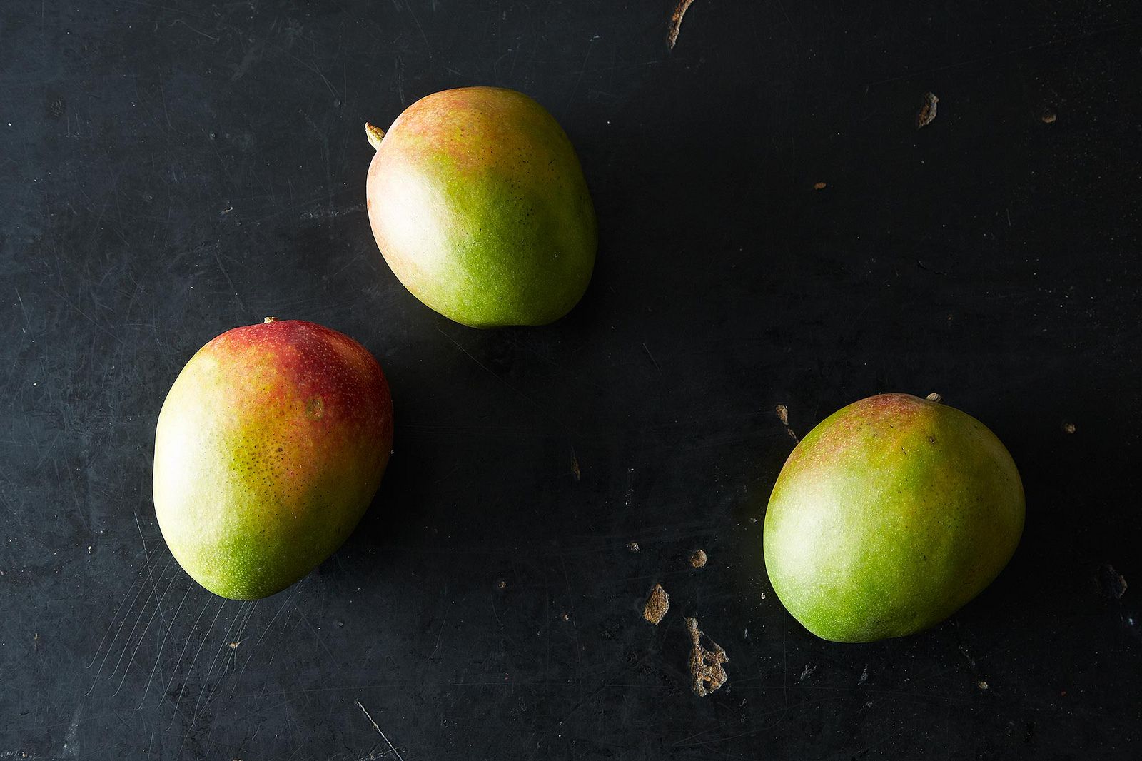 Mangoes and the 3 Best Ways to Enjoy Them in the Winter