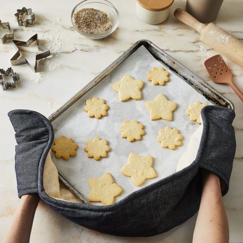 4 Best Oven Mitts and Pot Holders 2023 Reviewed, Shopping : Food Network