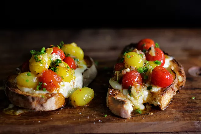 Cherry Tomato Vinaigrette and Gorgonzola Bruschetta, see more at http://homemaderecipes.com/course/appetizers-snacks/12-thanksgiving-appetizers/