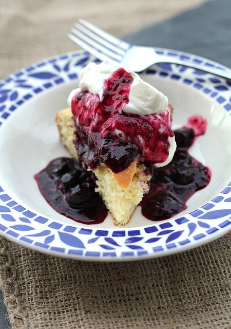 Buttermilk cake with blueberry sauce