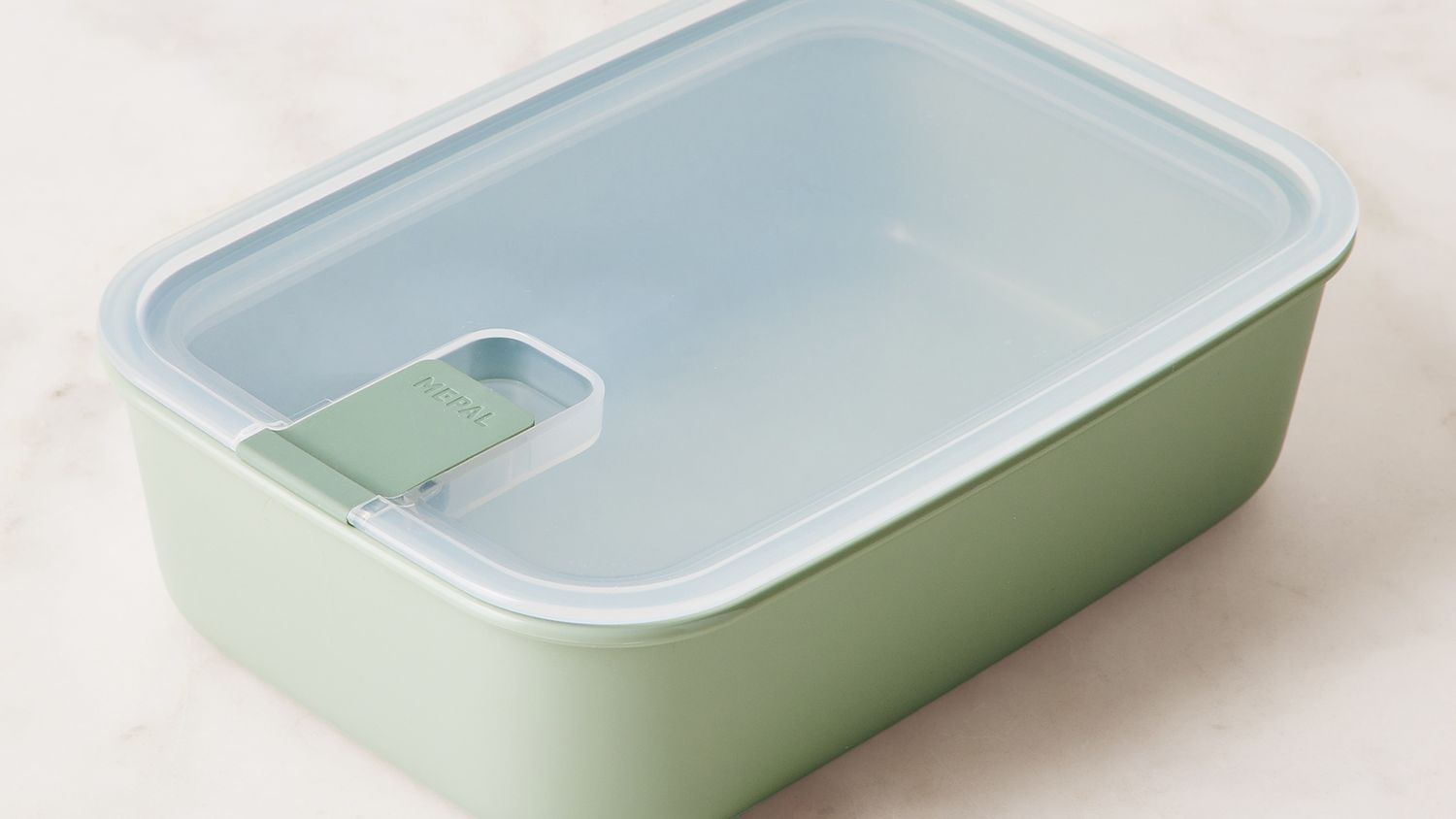 Mepal EasyClip Plastic Storage Boxes, 5 Sizes, 2 Colors  Food storage  boxes, Plastic box storage, Plastic storage