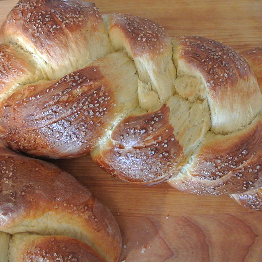 pulla sweet bread: finland