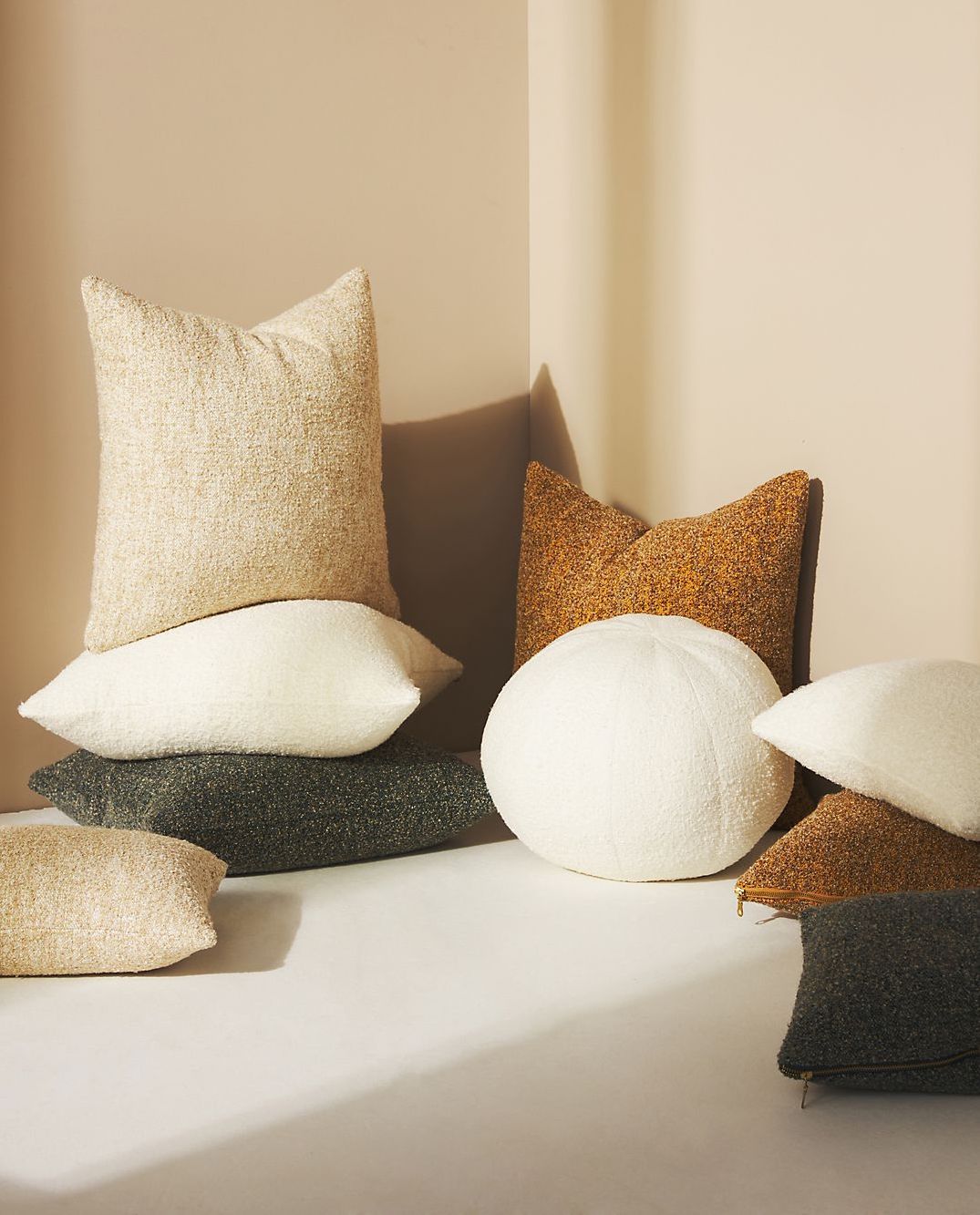 9 Cozy Throw Pillows for Snuggly Winter Comfort