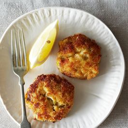 crab cakes by Mary Loulou