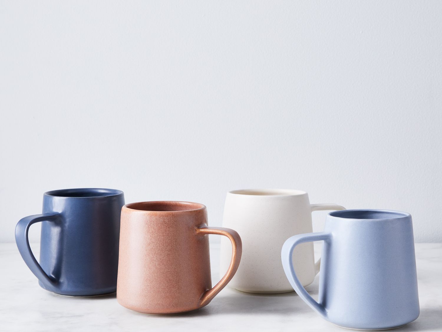 Featured image of post Pottery Mug Handle Ideas - Our tall mug is seriously generous and should please the thirstiest of friend and family (and check out the handles on these!