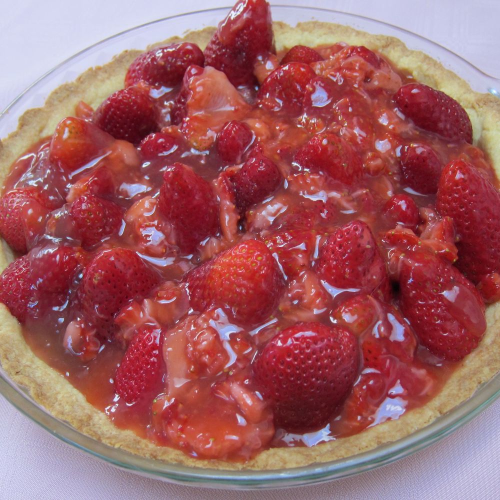 simply strawberry pie