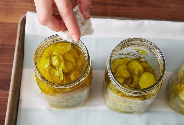 Cleaning jar lids from Food52