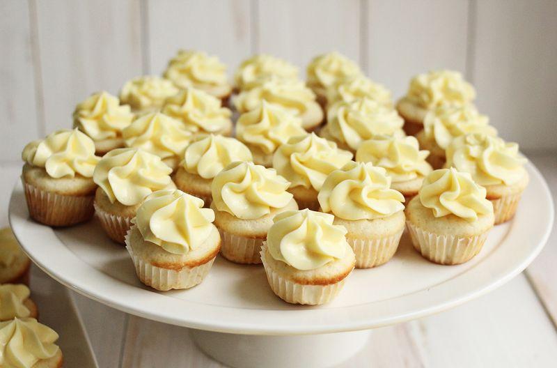 Buttered Popcorn Cupcakes