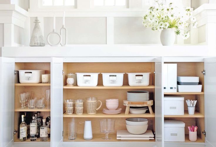 Our Most Common Decluttering Dilemmas, Answered by a Pro
