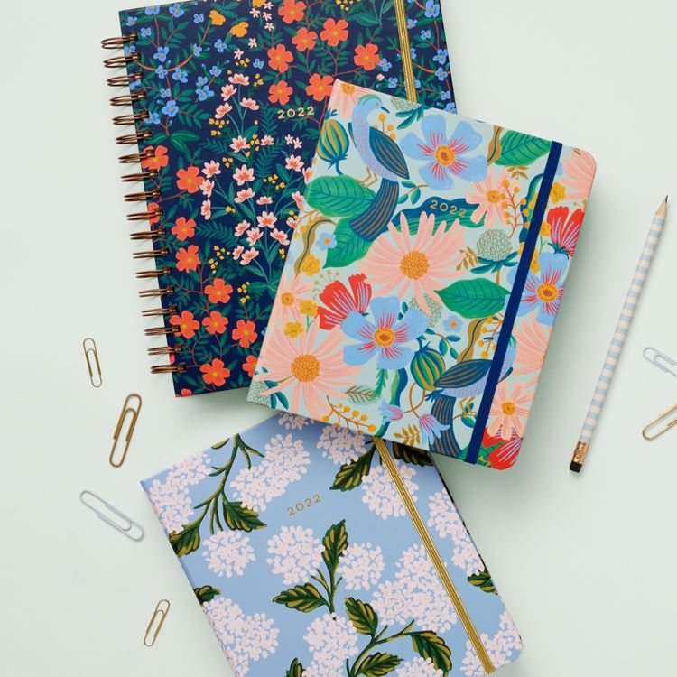 Rifle Paper Co. Planner Review 2022 17Month Planner