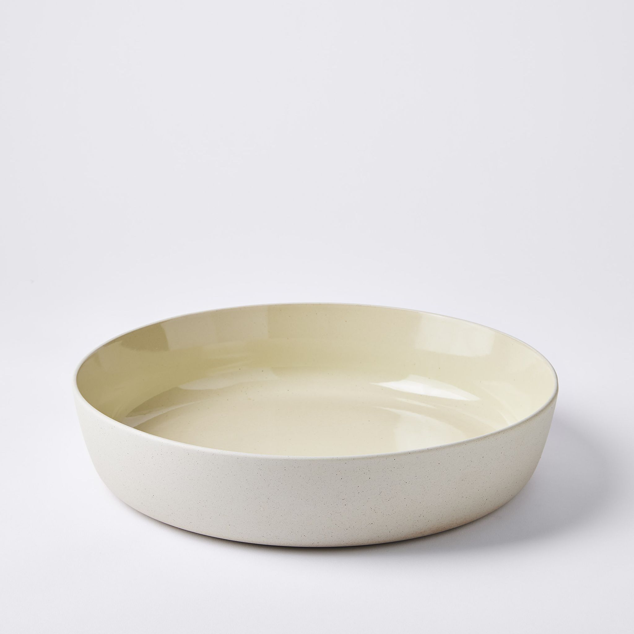 Sablo Ceramic Shallow Serving Bowl