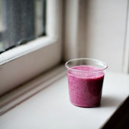 Healthy Breakfast Smoothies by graceseaying