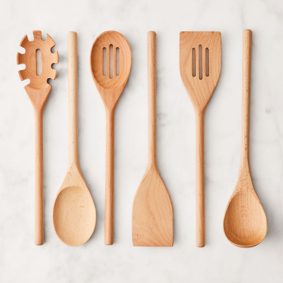https://images.food52.com/mDAKheubUXktUt11k98U7iNoSJ0=/940x940/4a730436-53e0-4951-9054-54cc4abd9be1--wooden-kitchen-utensils-set-of-6_beech-tools_silo_1x1_ty-mecham.jpg